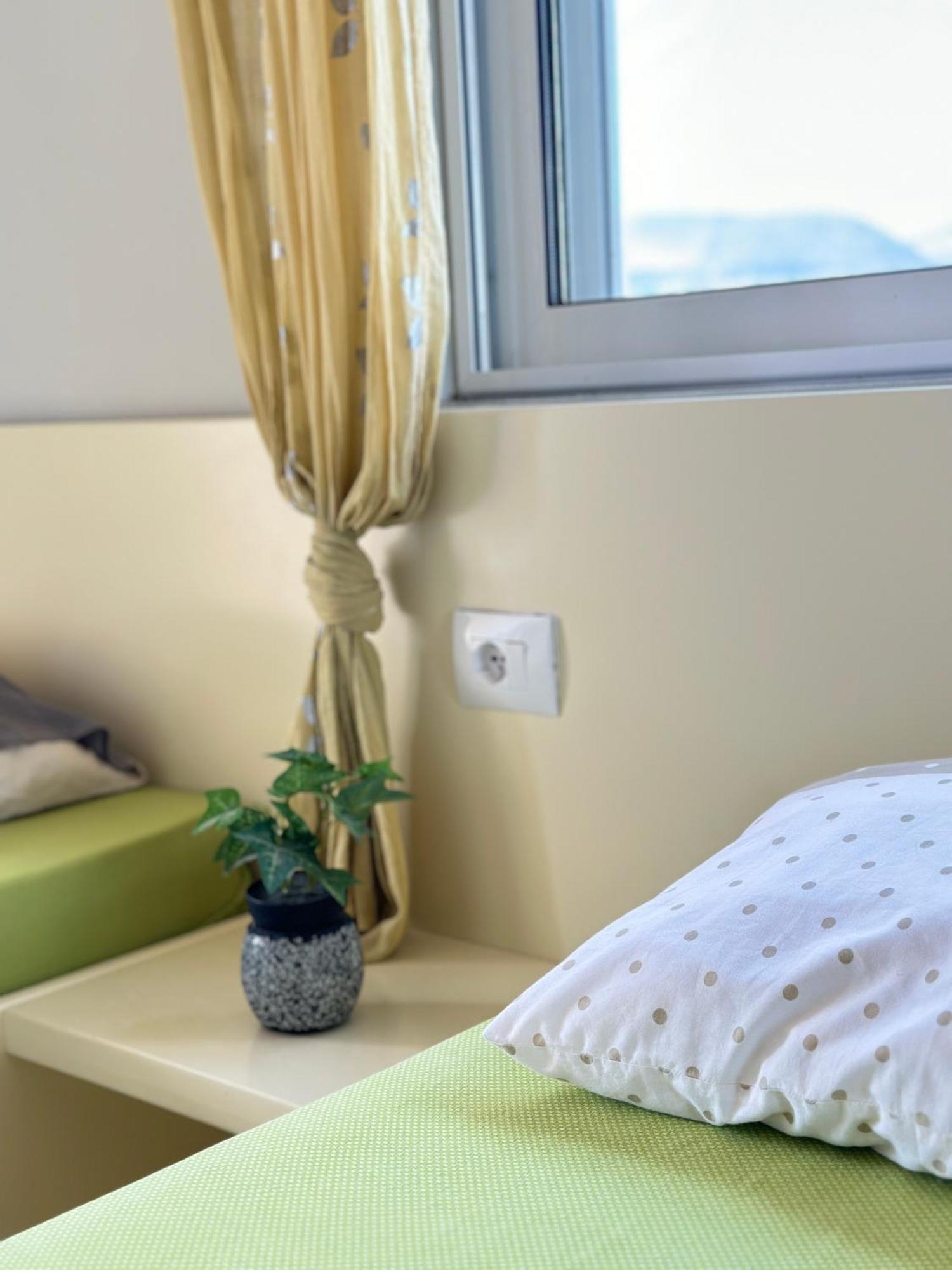 Design Sea View Apartment Sarandë エクステリア 写真