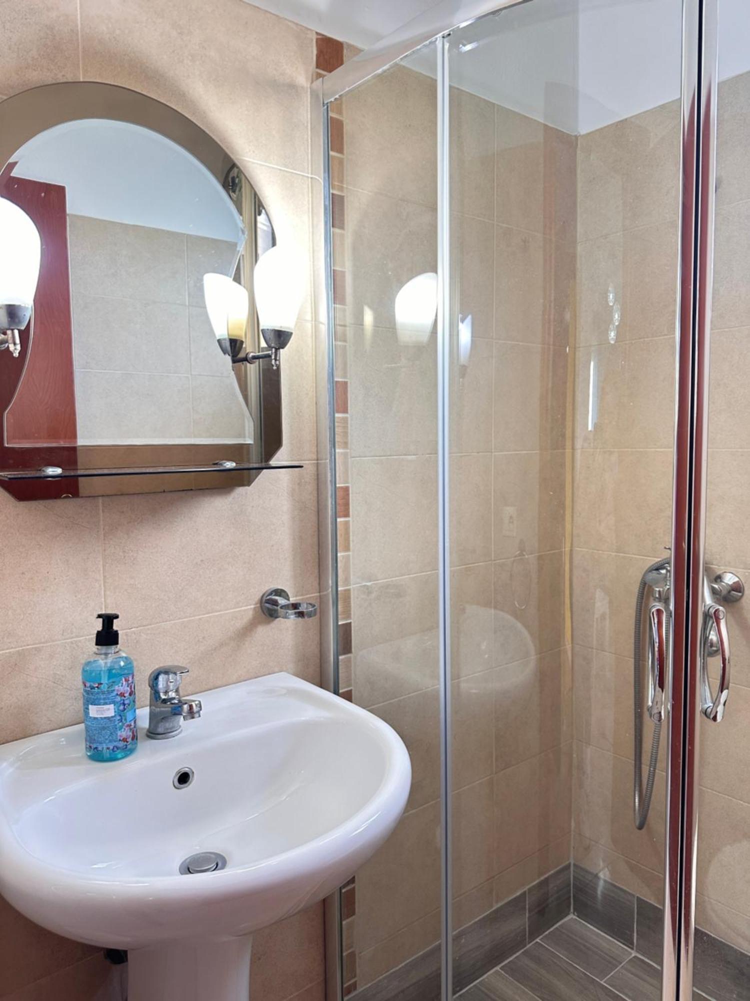 Design Sea View Apartment Sarandë エクステリア 写真