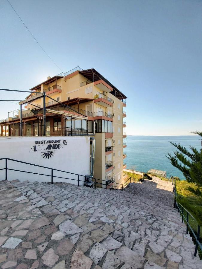 Design Sea View Apartment Sarandë エクステリア 写真